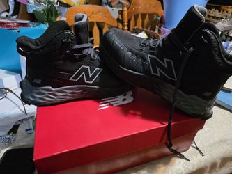 Composite Toe New Balance Boots Size 9m