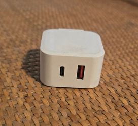 Single Port USB-C Wall Charger
