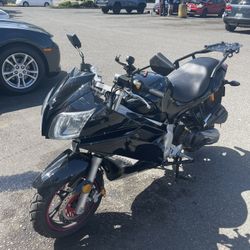 Leike Super Hornet 150cc Scooter/motorcycle