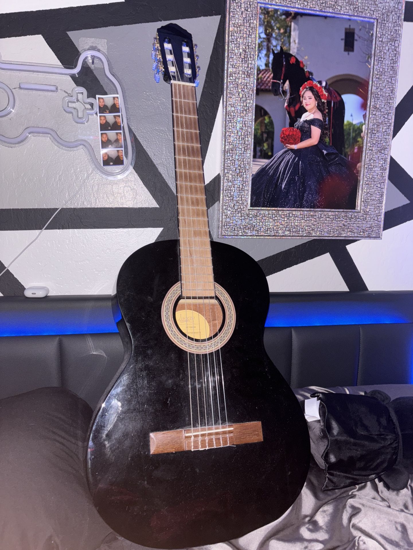 Guitar