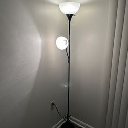 Floor lamp