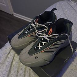 Adidas Dame 9 
