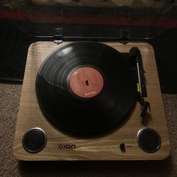 "3 Speed" Ion Audio Max LP Turntable | New |