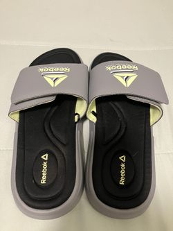 Reebok Sandles