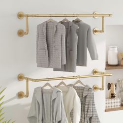 Gold Clothes, Hanger
