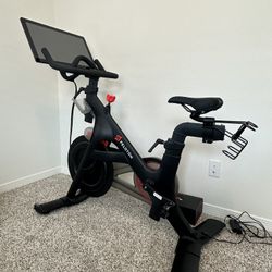 Peloton Bike