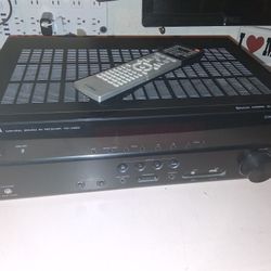 Yamaha Amplifier With Remote New Condition $80 Firm