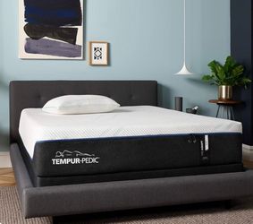 TEMPUR-PEDIC ProAdapt Hybrid, King