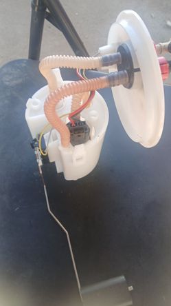 Gas Pump Lincon Ls