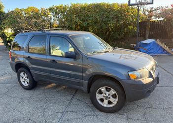 2005 Ford Escape
