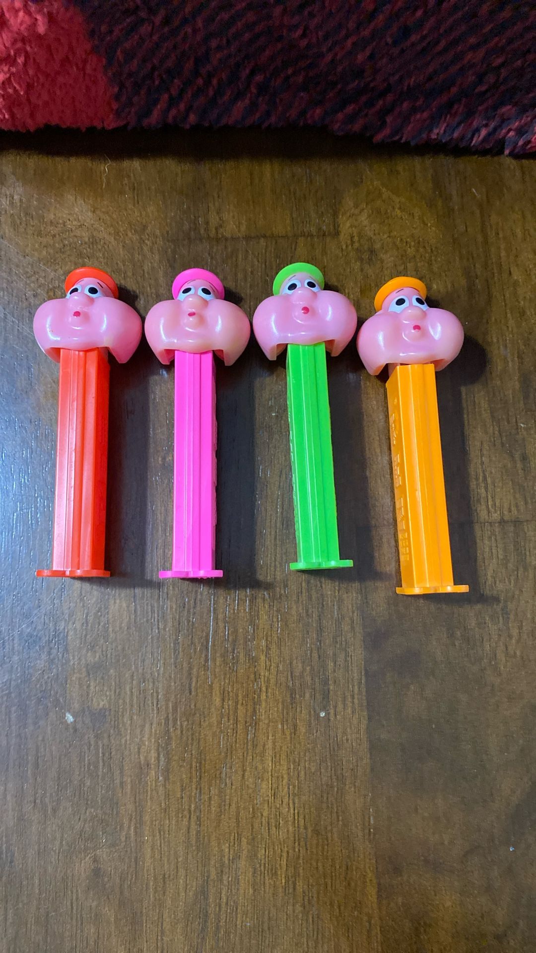 Pez Bubblemen Set 4, Neon Stems and Hats,