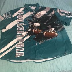 Eagles graphic shirt features 4x