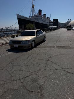 1999 Lexus ls400