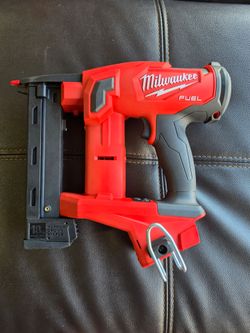 Milwaukee M18 FUEL 18 Gauge 1/4" Narrow Crown Stapler (Tool-Only)