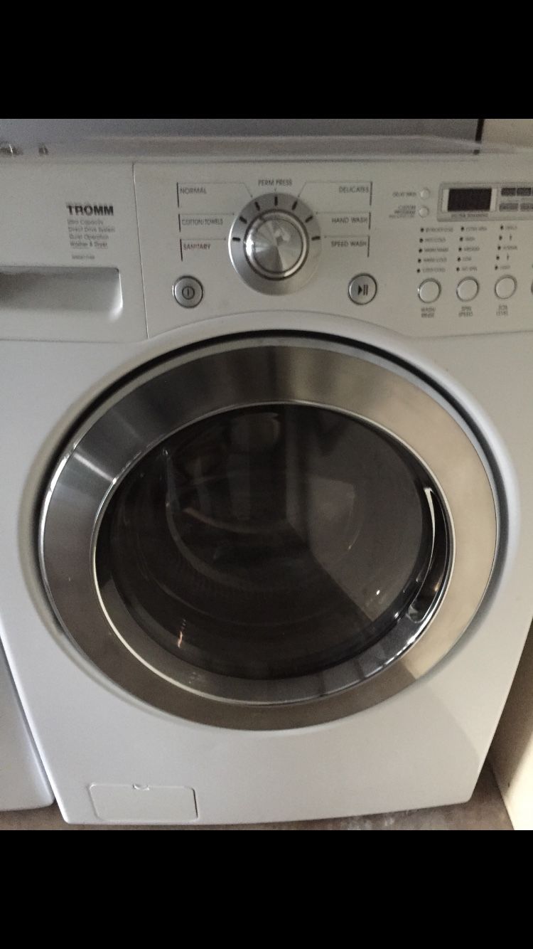 LG front load extra large capacity washer and dryer combo DELIVERY