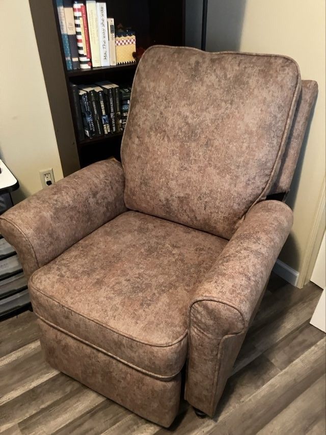 ANJ Push Back Recliner Chair
