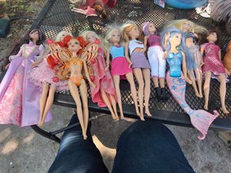 DOLLS