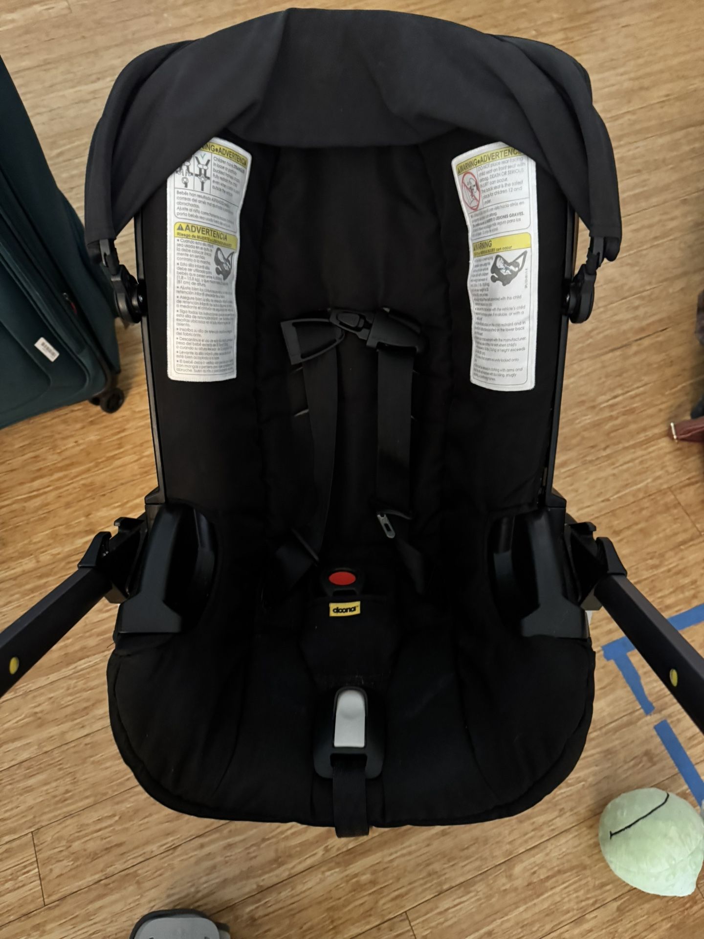 Doona Stroller With 3 Bases