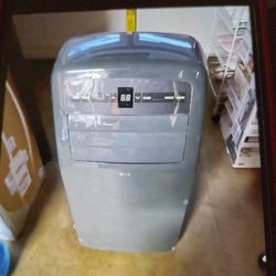 LG AIR CONDITIONER(Portable ) With Remote 
