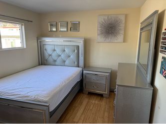 Bedroom Set