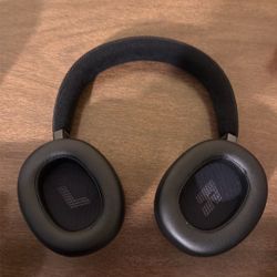 JBL Live 770 Over-ear with noise cancellation