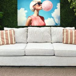 Ashley Furniture Cream Colored Couch 🛋️  Free Delivery 🚚)