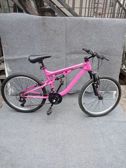 Ozone 500 Exhilarate 24" 18-Speed Mountain Bike