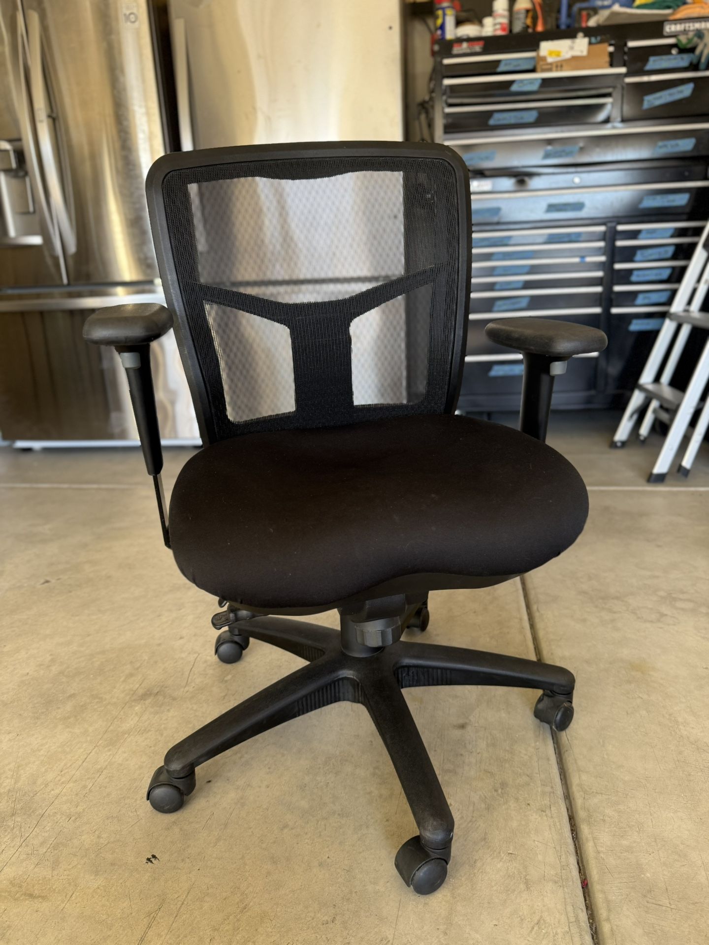 Ergonomic Office Chair