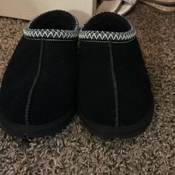 Black Uggs, Size 5, Going For 100