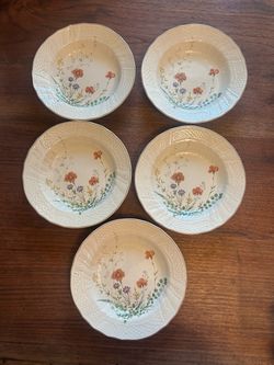 5 Mikasa Margaux Soup Bowls 9"
