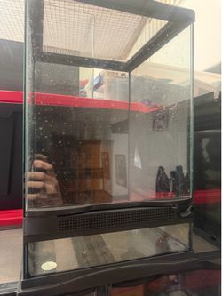 Zoo med Reptile tank