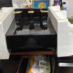 Piano extender ( hardly Used)