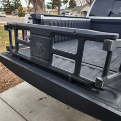 OEM MOPAR RAM BED EXTENDER 