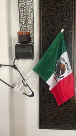 Car flags