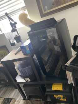 Honeywell AC Unit 10,000 BTUs