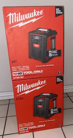 Milwaukee M18 Bluetooth Radio/ Charger