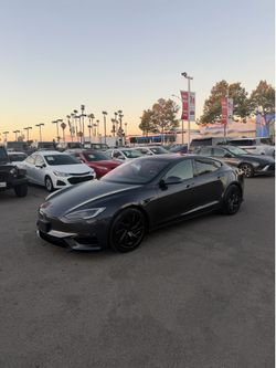 2026 Tesla Model S Plaid