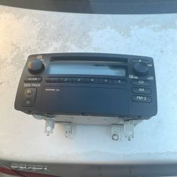 Toyota Radio 2004