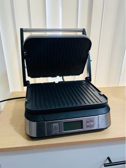 Cuisinart Nonstick Griddler with Smoke-Less Mode Silver