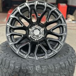 Fuel FC899 chisel 20x10 6x139.7 -18 black with 33x12.50r20 mud tires available in stock we finance 