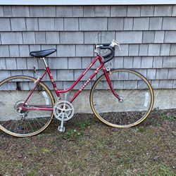 Ladies Schwinn Bike-Vintage
