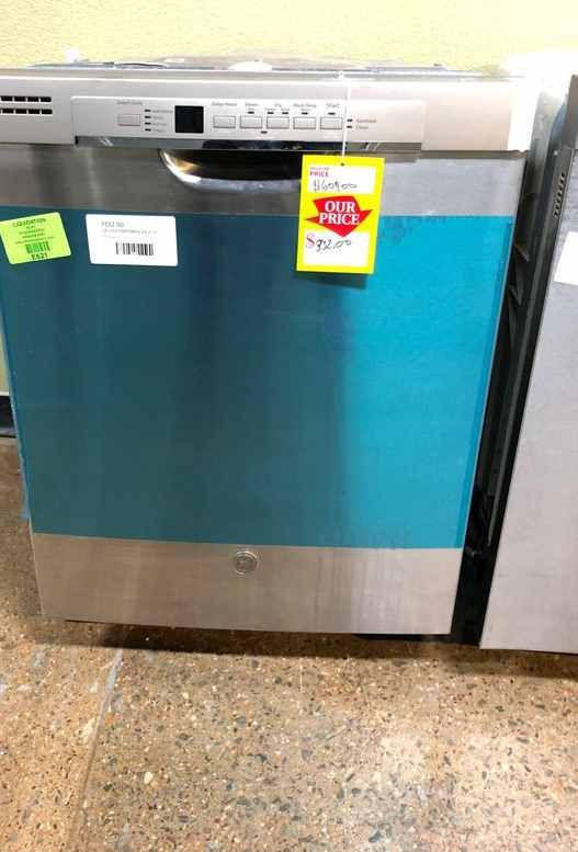 $$$Brand New GE Dishwasher (Model:GDF530PSMSS)$$$ X13