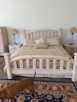Stanley Furniture King Bed Frame – Solid Wood