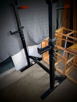 Squat, dip, bench rack.