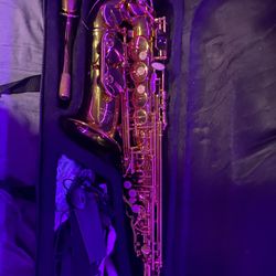 Saxophone Barely Used Only Used For A Month Or So