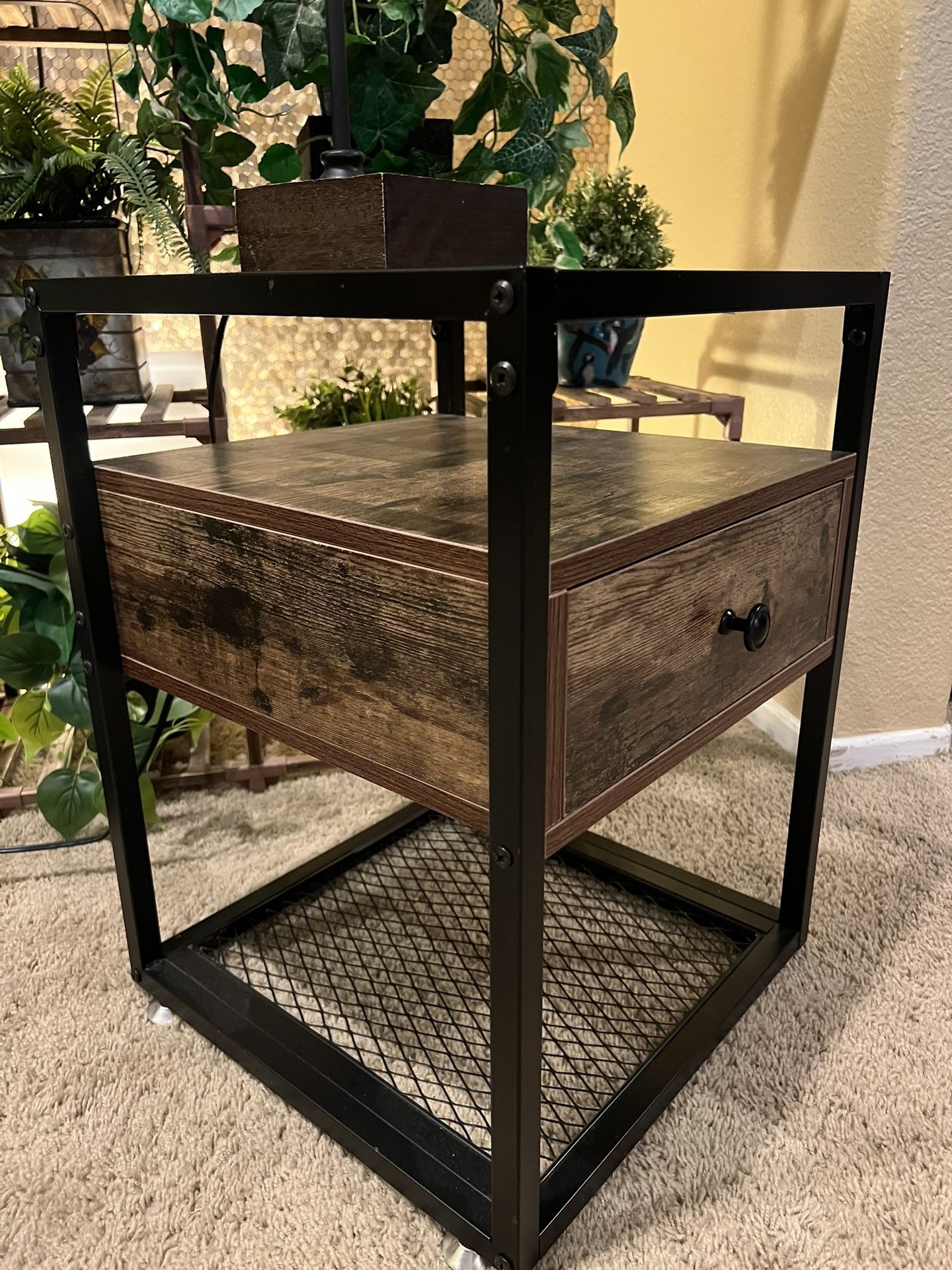 Like New Nightstand End Side Table w/2 Shelves, Drawer & Glass Top