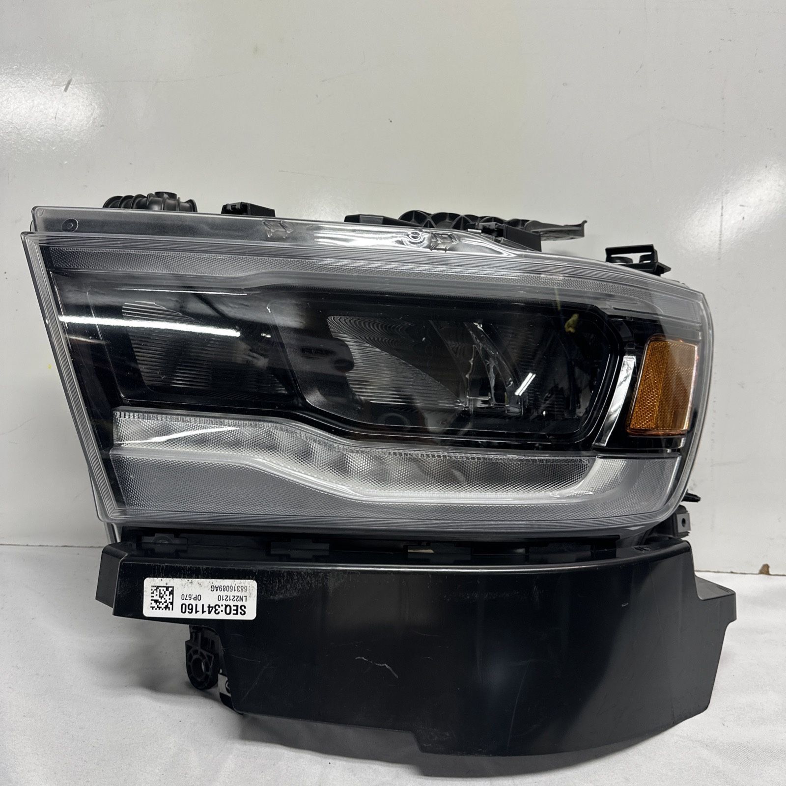 2019 - 2024 Dodge Ram 1500 Left Side REFLECTOR LED BLACK Headlight B167