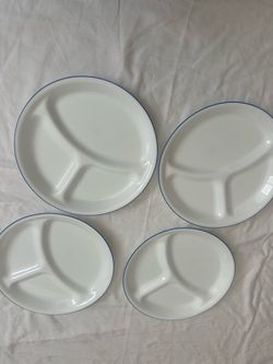 Like new White Ceramic Divided Plates Set of 4