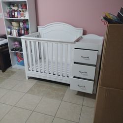 Baby crib