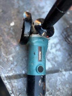 ⚡ MAKITA 9523NBH ANGLE GRINDER – CORDED POWER BEAST – 70% OFF RETAIL ⚡ 